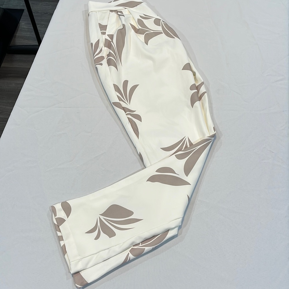 Two Piece Set - image 2